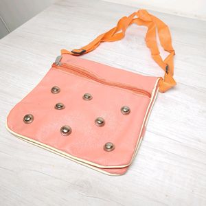 New Women's Stylish Fashion Slingbag