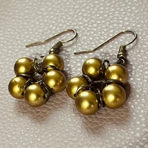 Handmade Golden Pearl Earrings