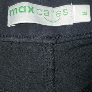 MAX solid Black Jeggings, M