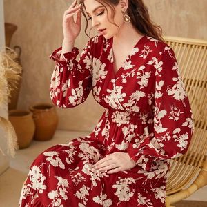 Maroon Mulvari Floral Print Flounce Sleeve Dress