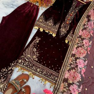 New Standard Pakistani Poshaq Dresses Beautiful Dr