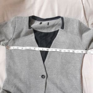 Women's Cropped Blazer Grey Jacket Checker Coat 🧥