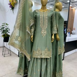 New Standard Beautiful Pakistani Poshaq Dresses Be