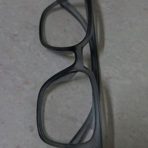 tranceperant glass square fram glasses