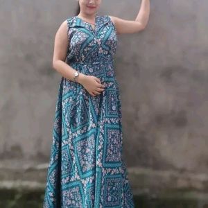 Trendy maxi dress for women