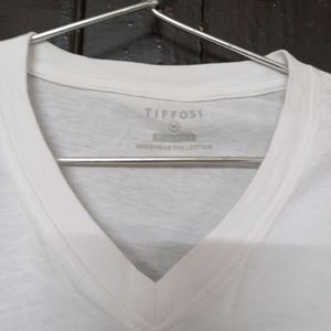 White V Neck Tshirt