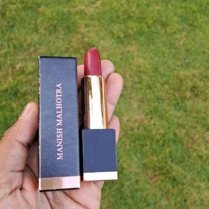 Myglamm Manish Malhotra Matte Lipstick Berry Fant