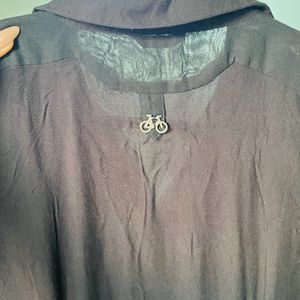 W Trendy Kurta | Size 6 | Like New | Very Classy