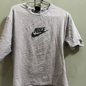 nike oversized T shirt