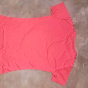 Red t-shirt for women