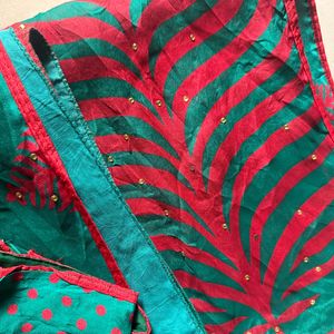 Crape Red Nd Green Combination Saree