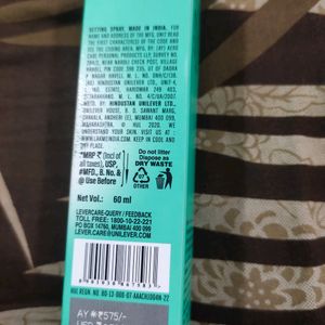 Lakme Absolute Setting Spray