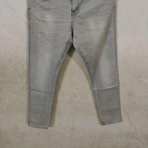 Awesome WRANGLER (Vegas Collection) Jeans - W34