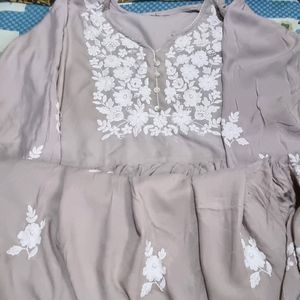 Lakhnawi Kurti