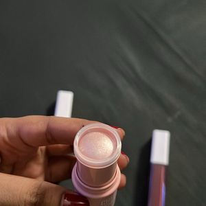 Combo Rose Pink Highlighter With Two Lip Colors