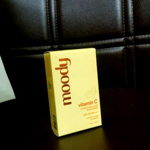 Moody VITAMIN C SUNSCREEN Discount( SPF 50+++)