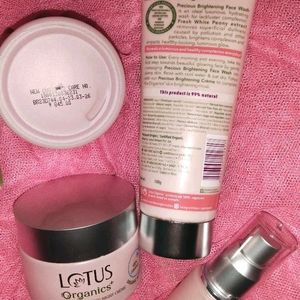 Lotus Organics Brightening Skincare Kit