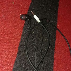 Earphone