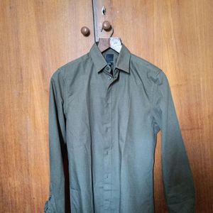 H&M Slim Fit Shirt Olive Green