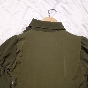 Sap Green Crop Top with collar