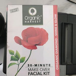 Organic Harvest 30 Minute Make Over Facial Kit