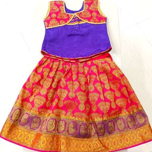 Pattu Pawada/Traditional Dress