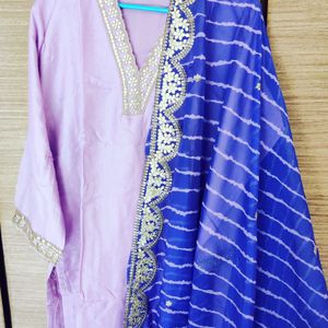 Lavender Dola Silk Kurta With Leheriya Dupatta Set