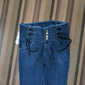 Z-35 Size 30 Slim Fit Women Denim Jeans