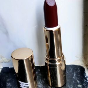 Myglamm Treasure It Suede Matte Lipstick