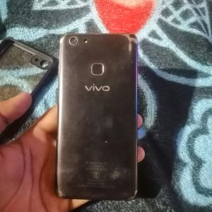 VIVO V7+