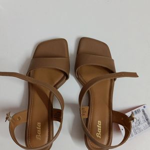 Bata Valeria Sandal 👡