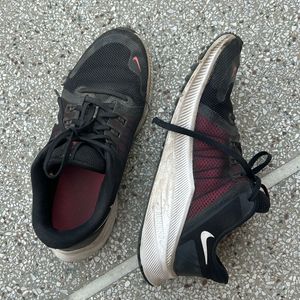 Nike Black Sports shoe