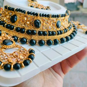 Black Colour Necklace Set