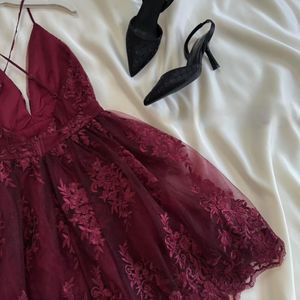 V neck tulle lace short wine colored prom dresses,