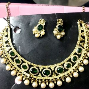 Necklace Set