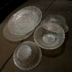 Frosted Glass Dinner Set. 8 Plates + 4 Bowl