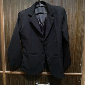 ***BLACK H&M BLAZER***