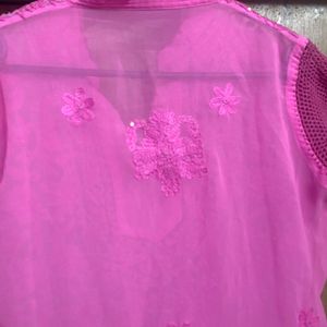 Lovely Link Chikankari Kurti