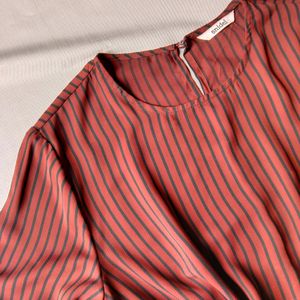 New Snidel Stripped Maroon Crop Top