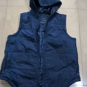 Sleeveless/ Half Jacket