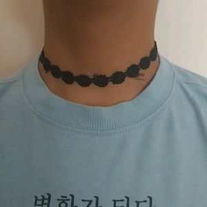 BLACK CHOKER