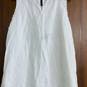 Gap Women White Sleeveless Top