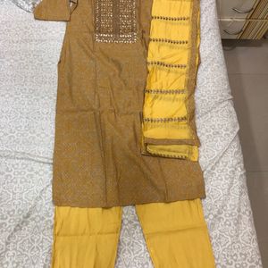 Kurti Set