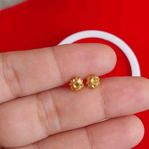 Beautiful New Flower Desine Studs