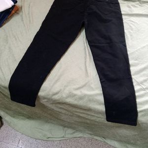 New Unused Black Jeans ( Women)