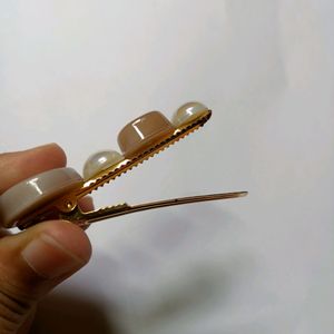 NEW DUSKY HAIRCLIPS