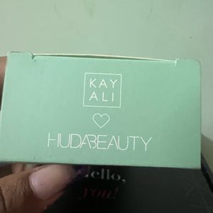 Kayali Perfume & Huda Beauty Full Size Lipstick