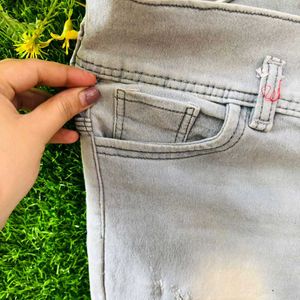 Damage Jeans