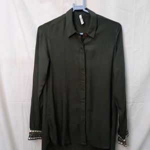 Olive Shirt With Embroidery Hands