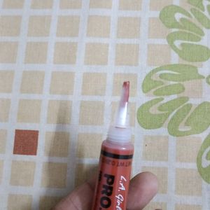 LA Girl Red Colour Corrector